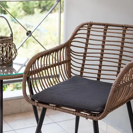 Virginia's Luxury 2 Apartament