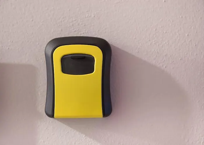 Virginia's Luxury 2 Apartament *