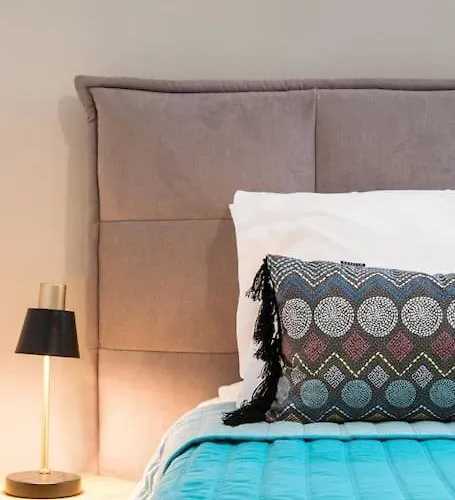 Apartament Virginia's Luxury 2 Wolos