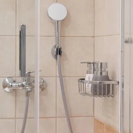 Virginia's Luxury 2 Волос