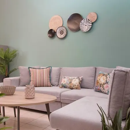 Virginia's Luxury 2 Волос