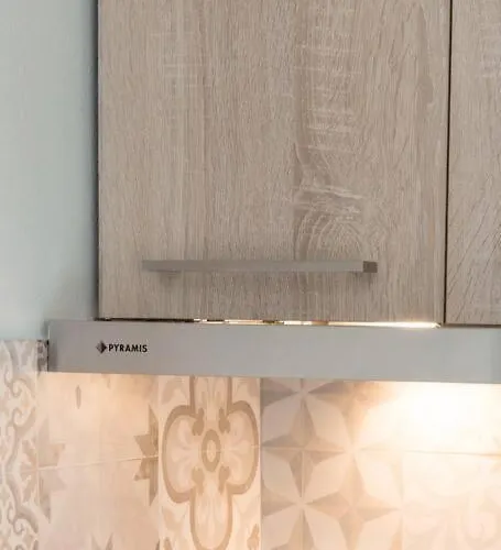 Virginia's Luxury 2 *